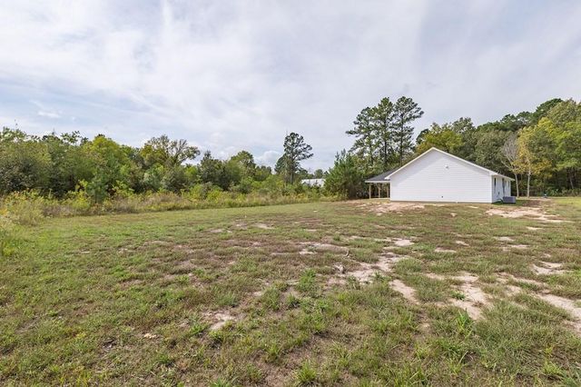 1000 Holubec, Diboll, TX 75941
