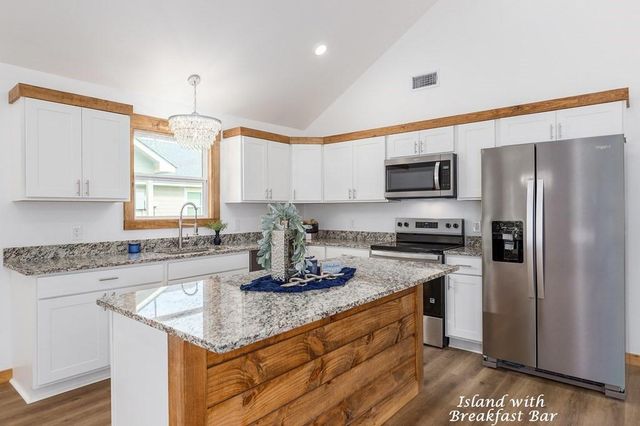 1000 Holubec, Diboll, TX 75941