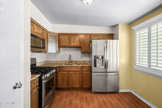 537 Gilmore Way, El Paso, TX 79907