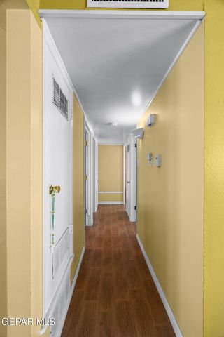 537 Gilmore Way, El Paso, TX 79907