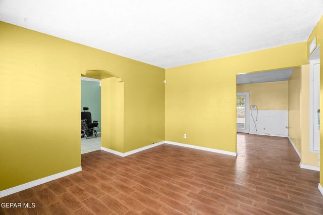 537 Gilmore Way, El Paso, TX 79907