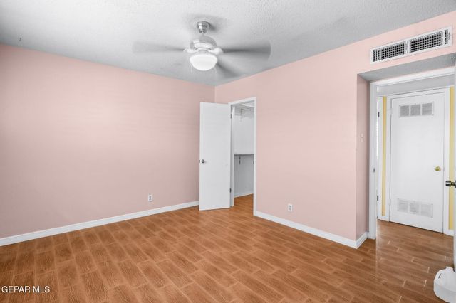 537 Gilmore Way, El Paso, TX 79907