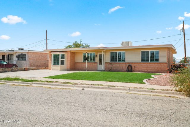 537 Gilmore Way, El Paso, TX 79907
