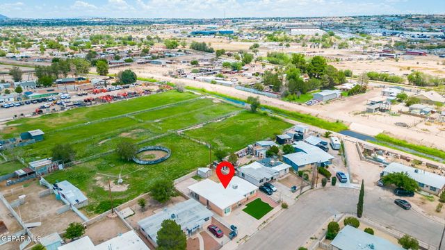 537 Gilmore Way, El Paso, TX 79907