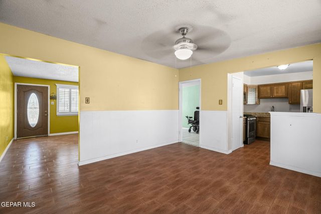 537 Gilmore Way, El Paso, TX 79907