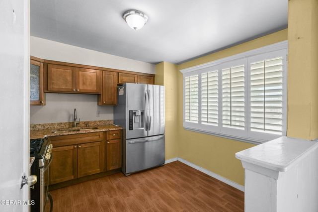 537 Gilmore Way, El Paso, TX 79907