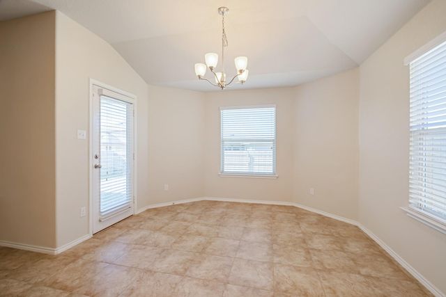 129 Plata LN, Jarrell, TX 76537