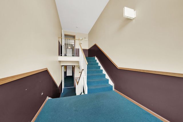 4217 W 76th Street 303, Chicago, IL 60652