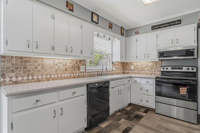 2920 Whitegate Drive, Fort Wayne, IN 46805