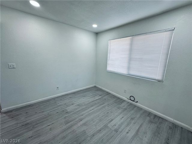 4225 Stewart Avenue 4, Las Vegas, NV 89110