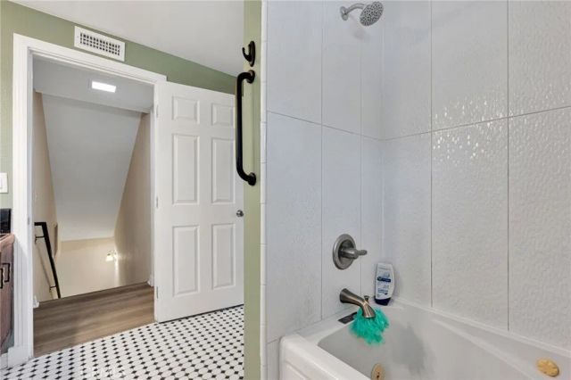 246 E Mission, Corona, CA 92879