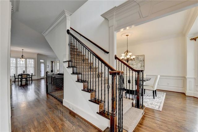 7520 Ledgewood Way, Suwanee, GA 30024