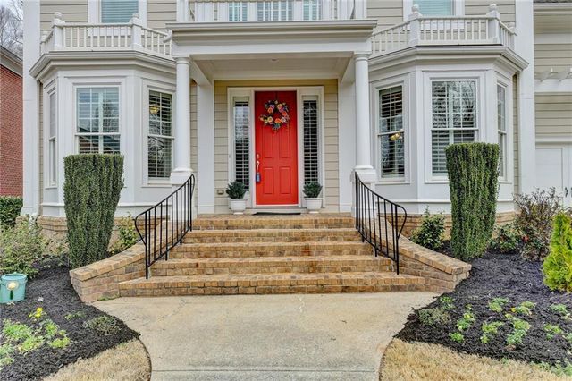 7520 Ledgewood Way, Suwanee, GA 30024