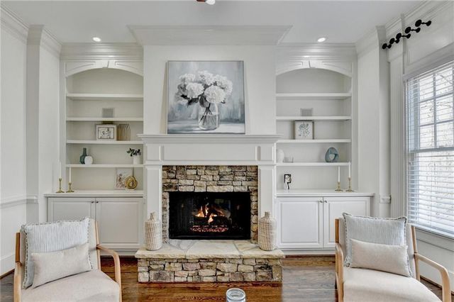 7520 Ledgewood Way, Suwanee, GA 30024