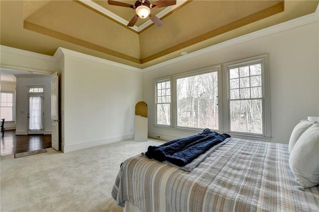 7520 Ledgewood Way, Suwanee, GA 30024