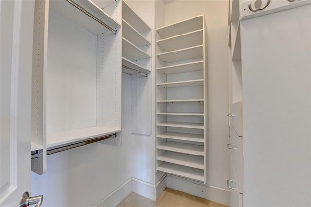 7520 Ledgewood Way, Suwanee, GA 30024