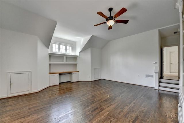 7520 Ledgewood Way, Suwanee, GA 30024