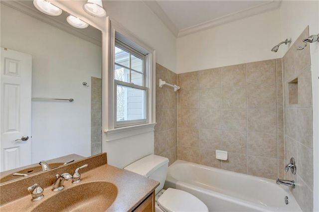 7520 Ledgewood Way, Suwanee, GA 30024