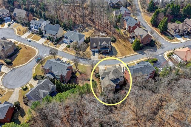 7520 Ledgewood Way, Suwanee, GA 30024