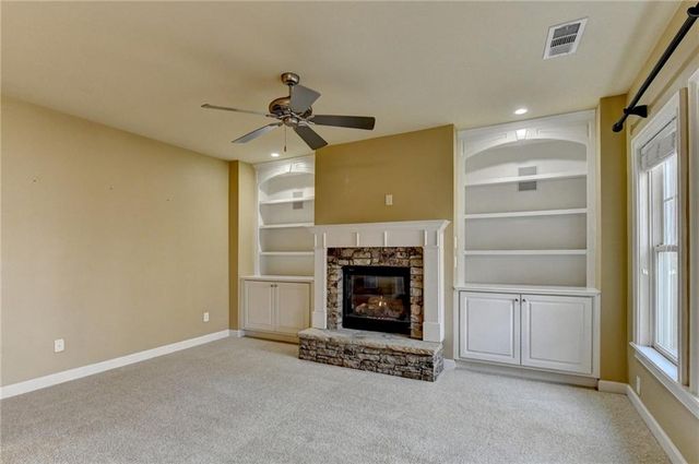 7520 Ledgewood Way, Suwanee, GA 30024