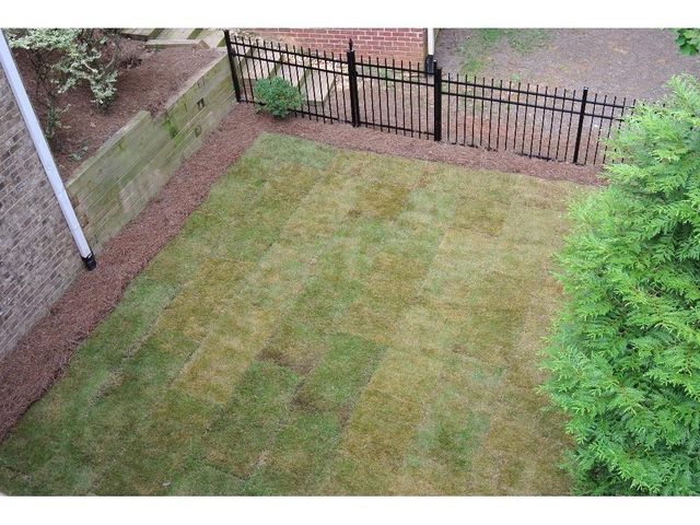 7520 Ledgewood Way, Suwanee, GA 30024