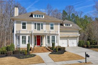 7520 Ledgewood Way, Suwanee, GA 30024