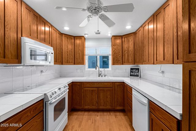 17200 W BELL Road 1008, Surprise, AZ 85374