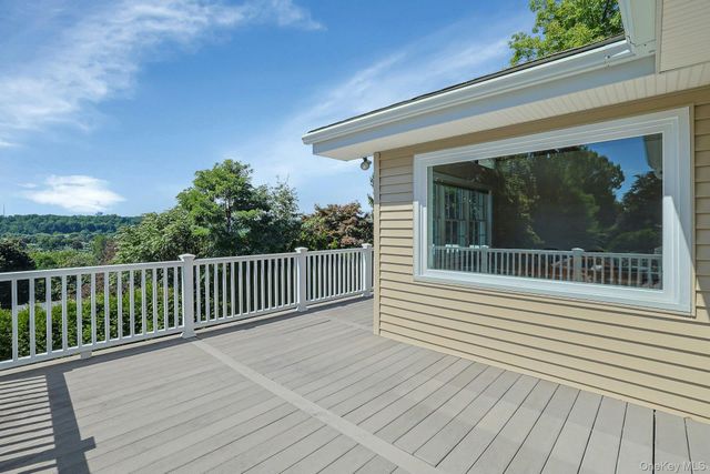 19 Wall Avenue, Valhalla, NY 10595