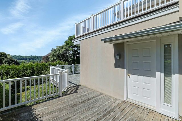 19 Wall Avenue, Valhalla, NY 10595