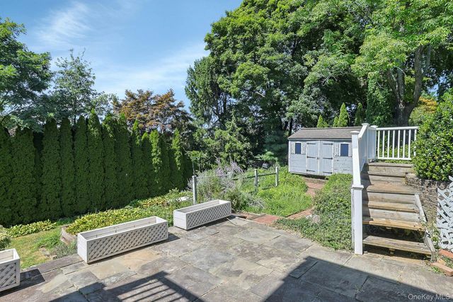 19 Wall Avenue, Valhalla, NY 10595