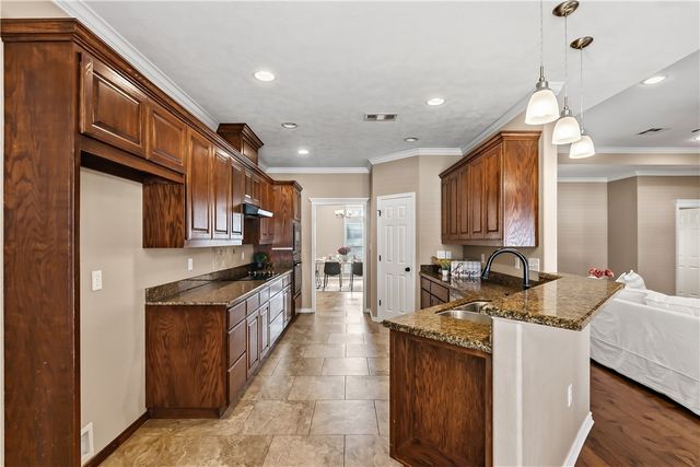 22 Golfview Drive, Hilltop Lakes, TX 77871