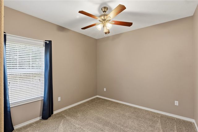 22 Golfview Drive, Hilltop Lakes, TX 77871