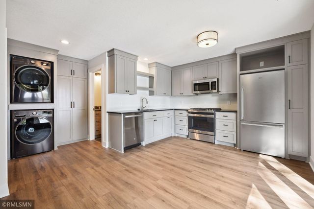 21845 Byron Circle, Greenwood, MN 55331
