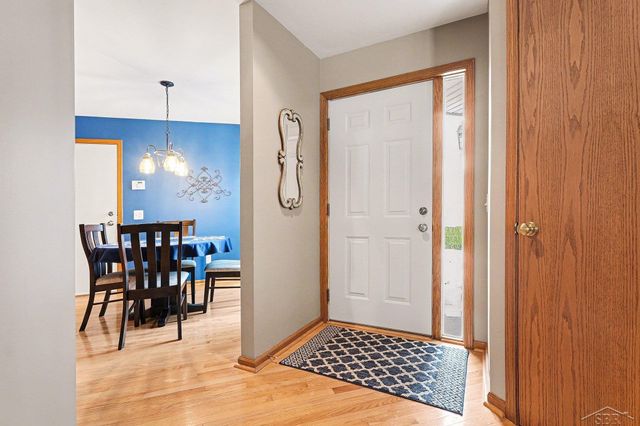 5779 Knoll Court, Saginaw Twp, MI 48603