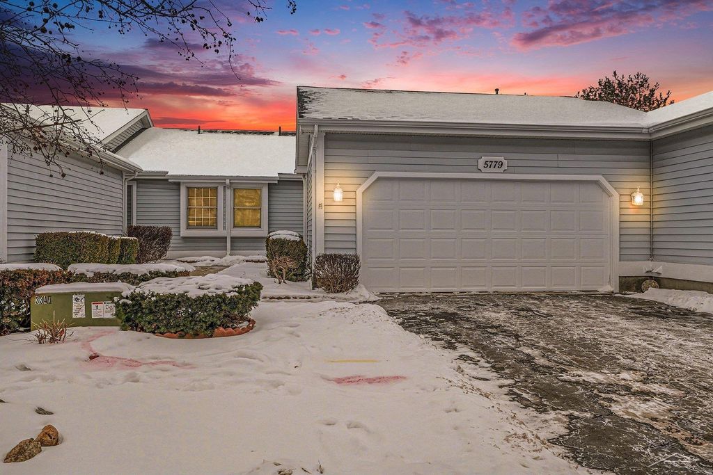 5779 Knoll Court, Saginaw Twp, MI 48603