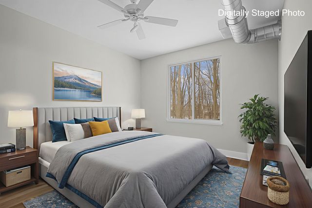 2354 Watertown Way NE, Grand Rapids, MI 49505