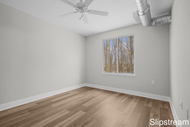 2354 Watertown Way NE, Grand Rapids, MI 49505