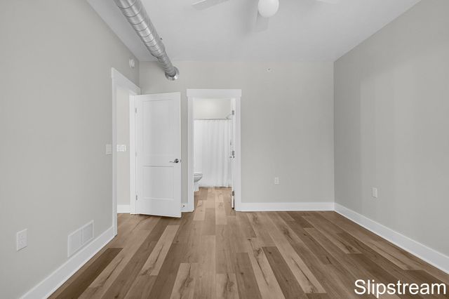 2354 Watertown Way NE, Grand Rapids, MI 49505