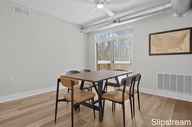 2354 Watertown Way NE, Grand Rapids, MI 49505