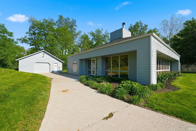 2927 Westbrook Dr Apt B203, Fort Wayne, IN 46805
