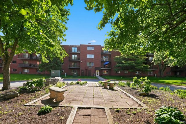 2927 Westbrook Dr Apt B203, Fort Wayne, IN 46805