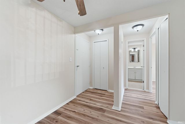 2927 Westbrook Dr Apt B203, Fort Wayne, IN 46805