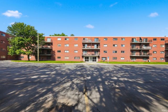 2927 Westbrook Dr Apt B203, Fort Wayne, IN 46805