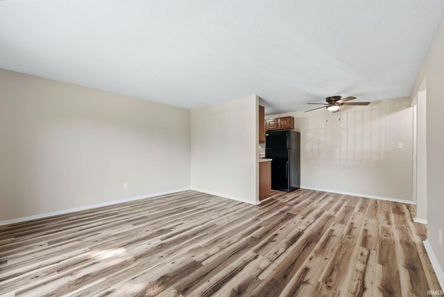 2927 Westbrook Dr Apt B203, Fort Wayne, IN 46805