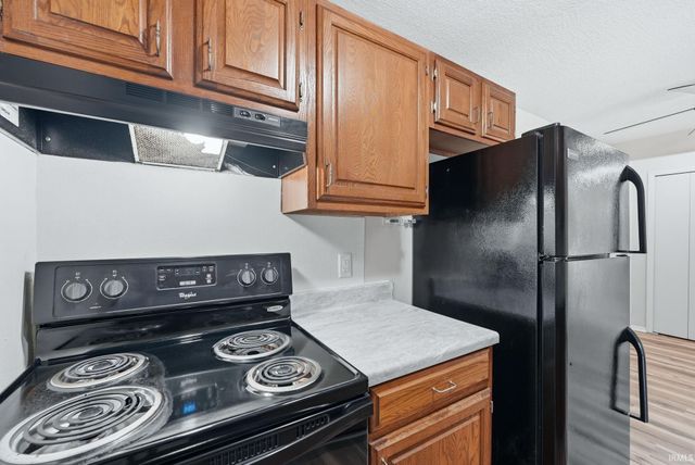 2927 Westbrook Dr Apt B203, Fort Wayne, IN 46805