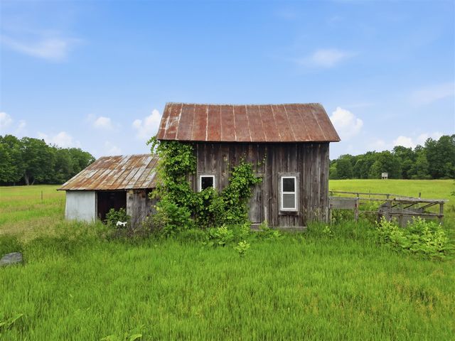 21291 150th Avenue, Big Rapids, MI 49307