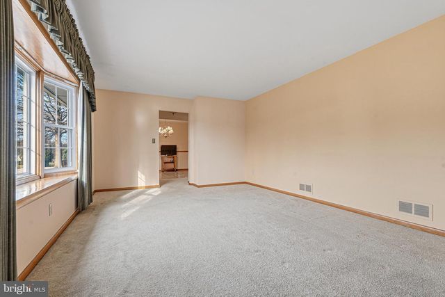 6219 GROVELAND RD, Linthicum Heights, MD 21090