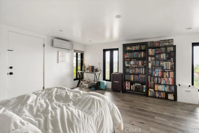 8960 Crescent, Los Angeles, CA 90046