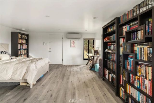 8960 Crescent, Los Angeles, CA 90046