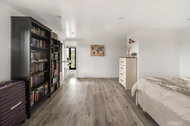 8960 Crescent, Los Angeles, CA 90046